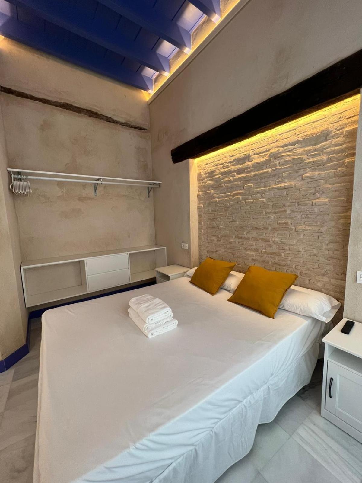 Philippe'S Home Triana Sevilla Exterior foto